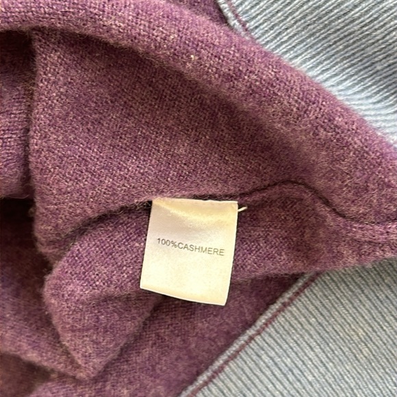 Masters - Greyson sweater - EUC - Picture 6 of 11